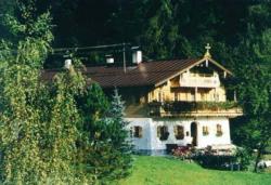 Urige komfortable Ferienwohnung in Tirol